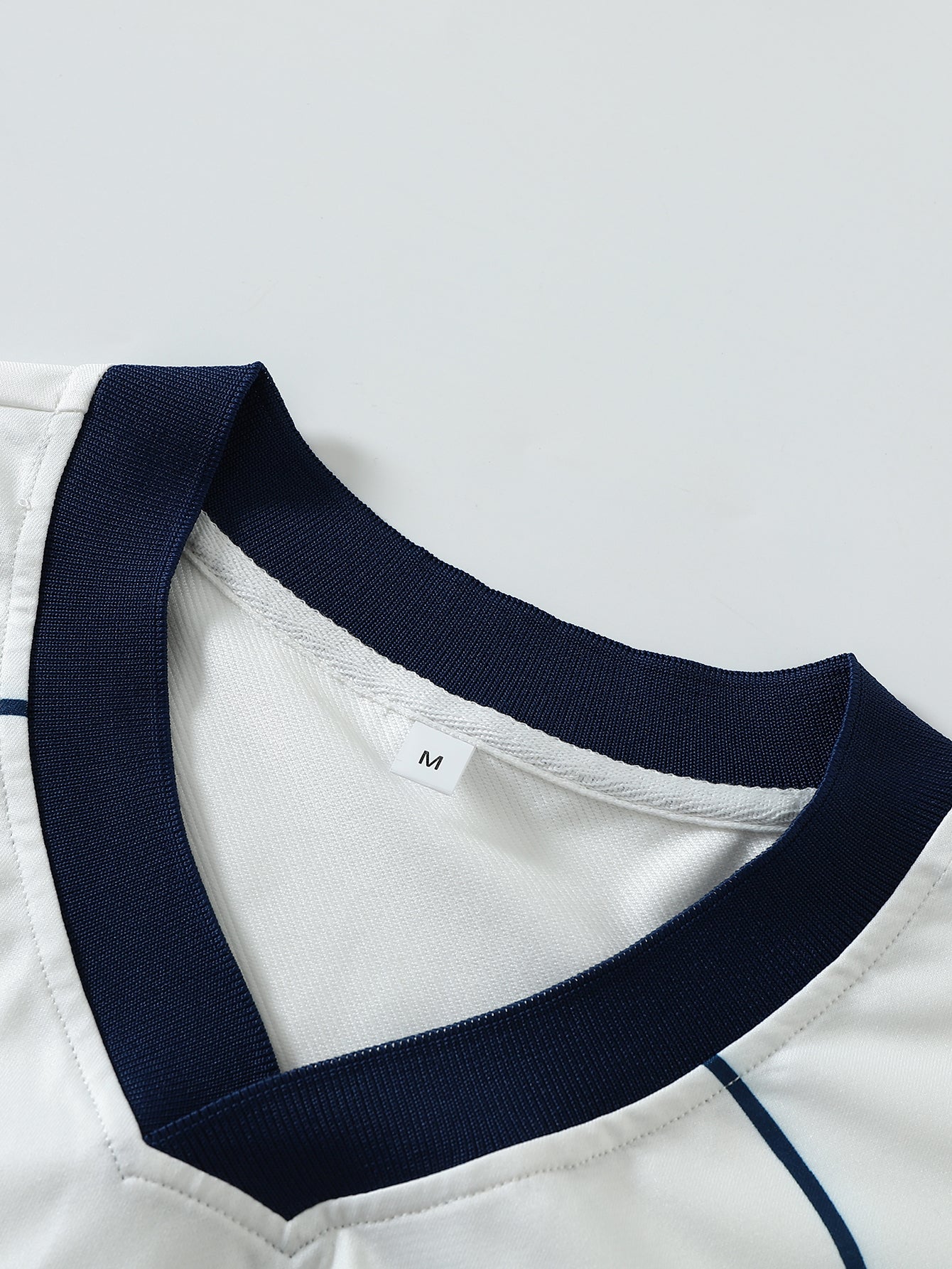T-shit Itália Street Graffit -V-Neck