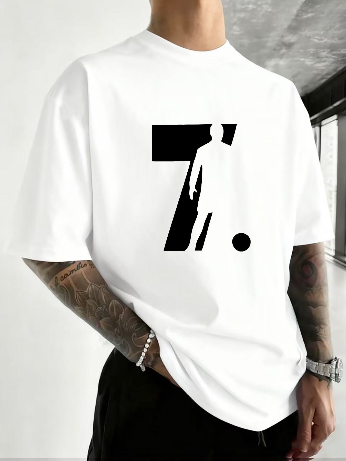 T-shirt Streetwear CR7 - Edição Football Shadow